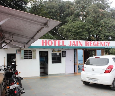 Hotel Jain Regency